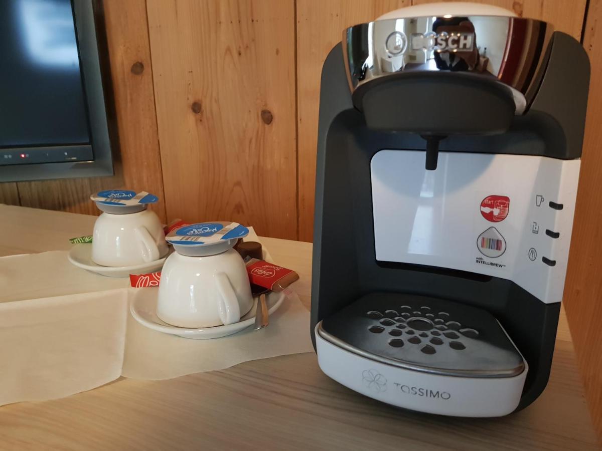 Zyba-Hotelzimmer-Vermietung Aesch Kanton Luzern エクステリア 写真
